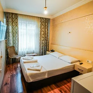 Sahra Istambul